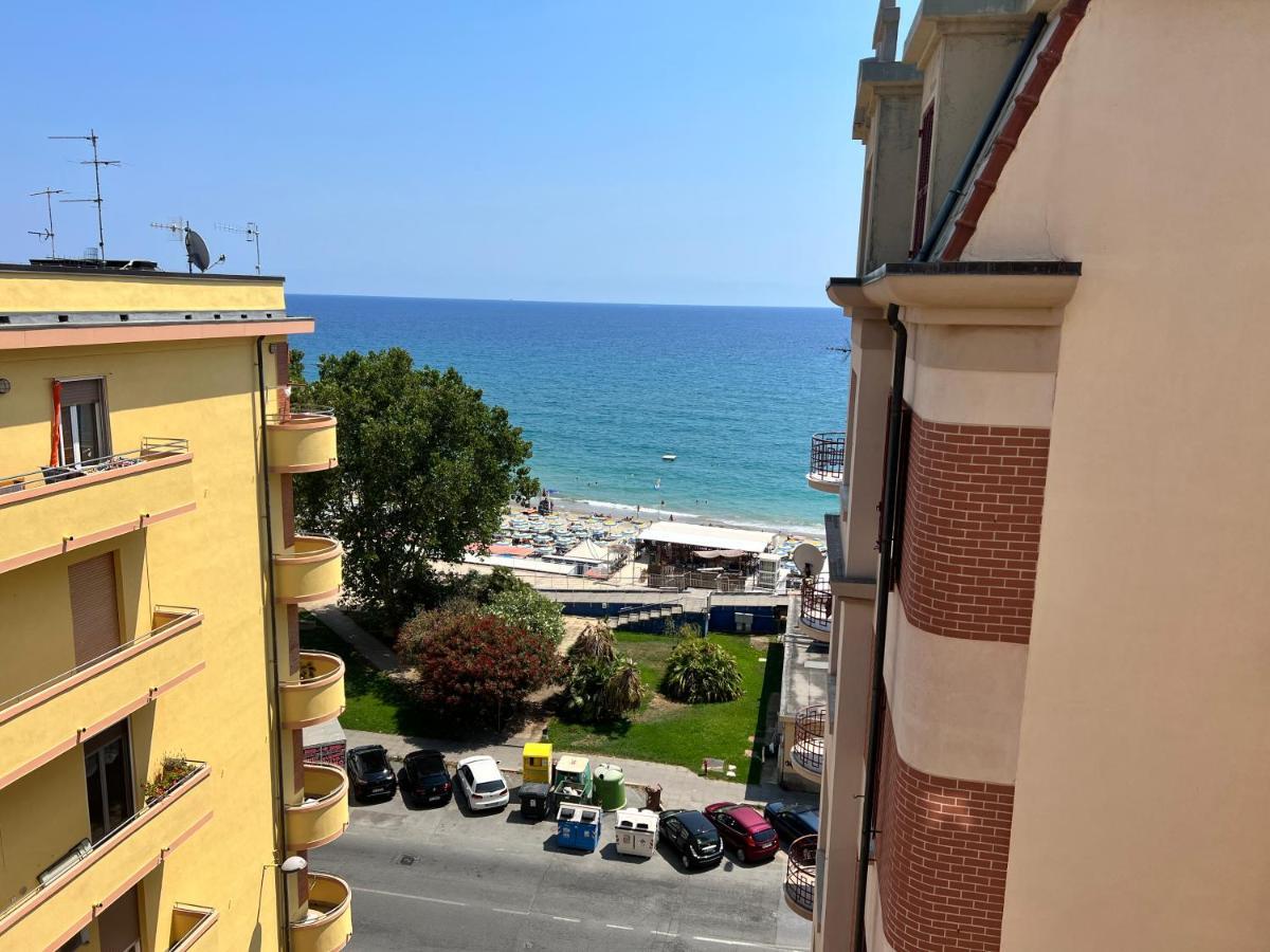 Don Pedro Beach House Savona Kültér fotó