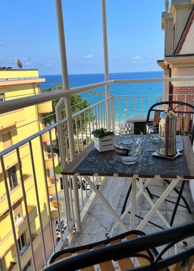 Don Pedro Beach House Savona Kültér fotó